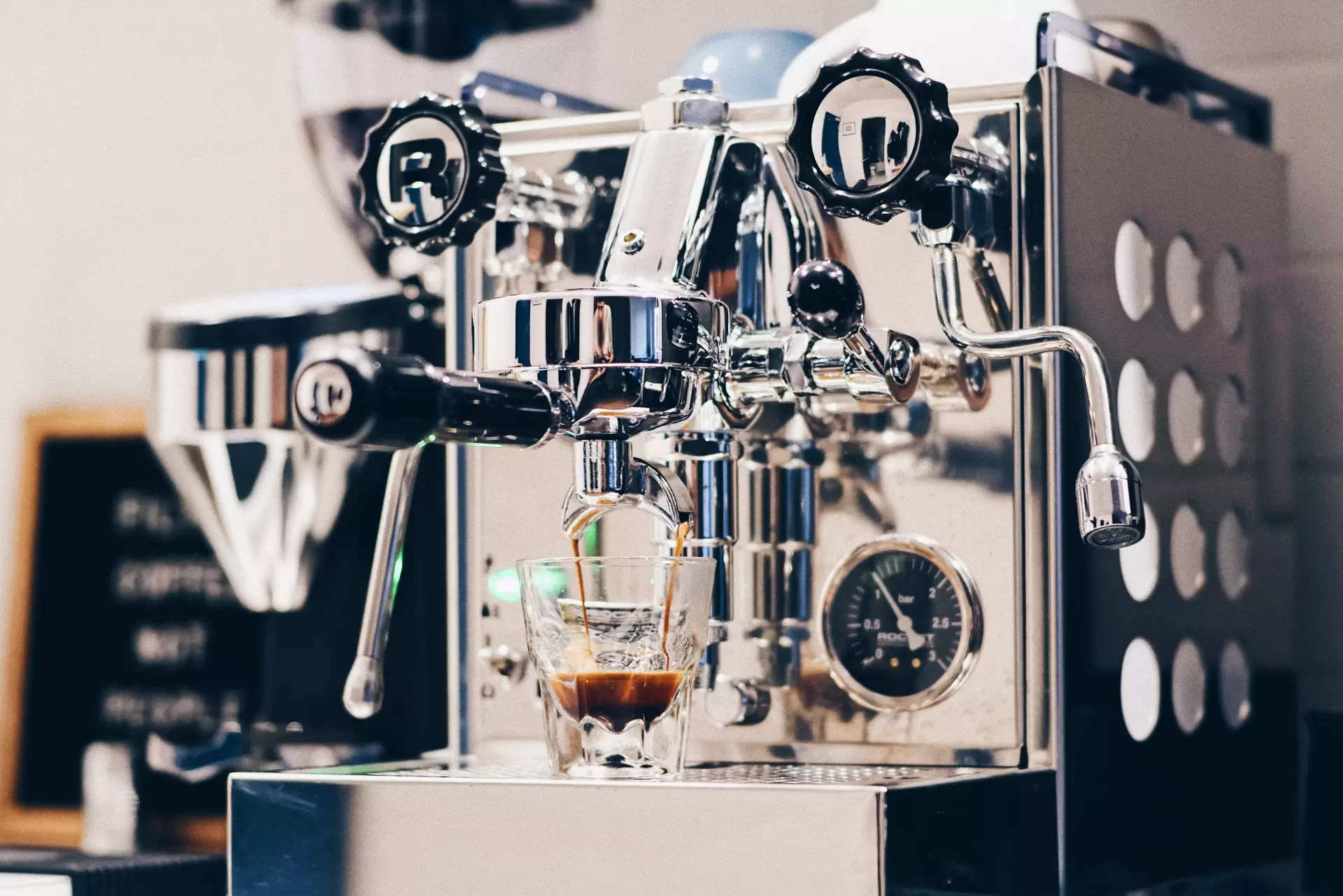 Espresso Coffee Machines for Cafes and Restaurants